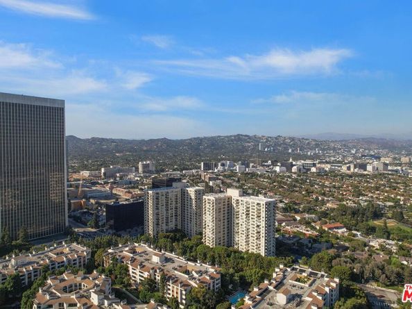 2160 Century Park East 2101, Los Angeles CA 90067