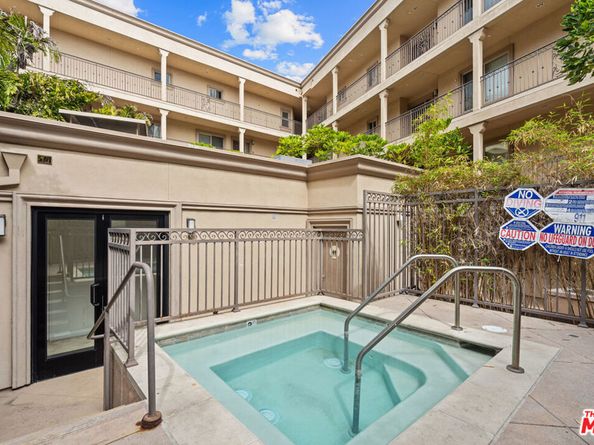 8238 W Manchester Avenue 204, Playa Del Rey CA 90293