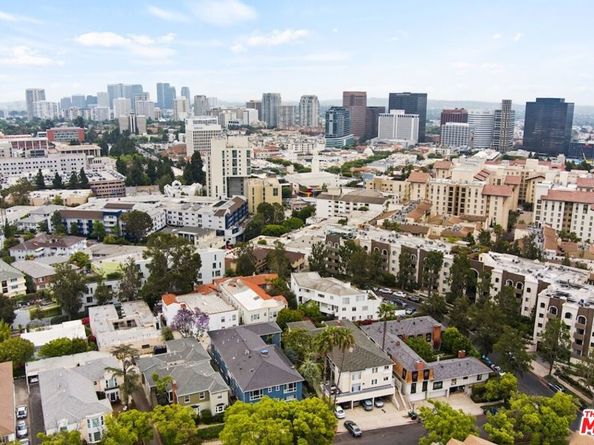 11051 Strathmore Drive 1, Los Angeles CA 90024