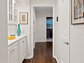 11051 Strathmore Drive 1, Los Angeles CA 90024