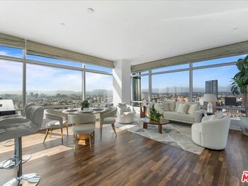 900 W Olympic Boulevard