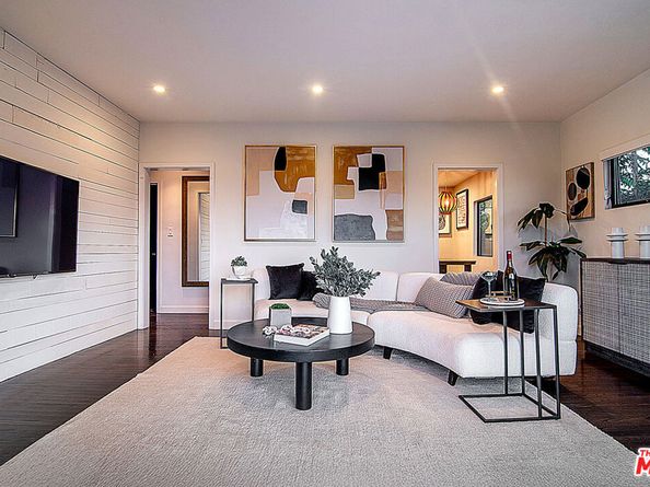 3838 Buena Park Drive, Studio City CA 91604