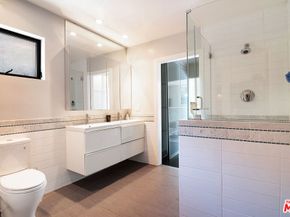 3838 Buena Park Drive, Studio City CA 91604