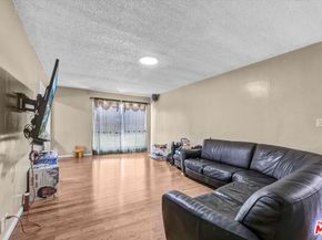 533 W 111th Street, Los Angeles CA 90044