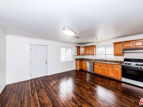 1424 S New Hampshire Avenue, Los Angeles CA 90006