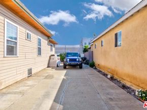 1424 S New Hampshire Avenue, Los Angeles CA 90006