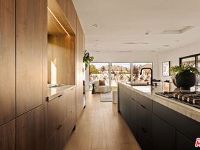 8106 Bleriot Avenue, Los Angeles CA 90045