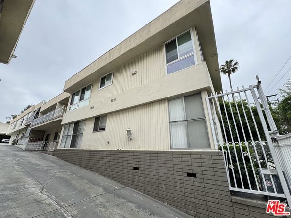 563 E Hazel Street 6, Inglewood CA 90302