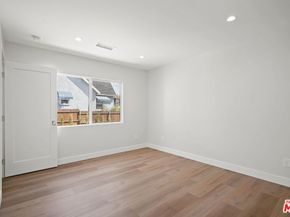 1563 E Elizabeth Street, Pasadena CA 91104