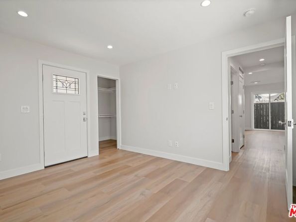 1563 E Elizabeth Street, Pasadena CA 91104
