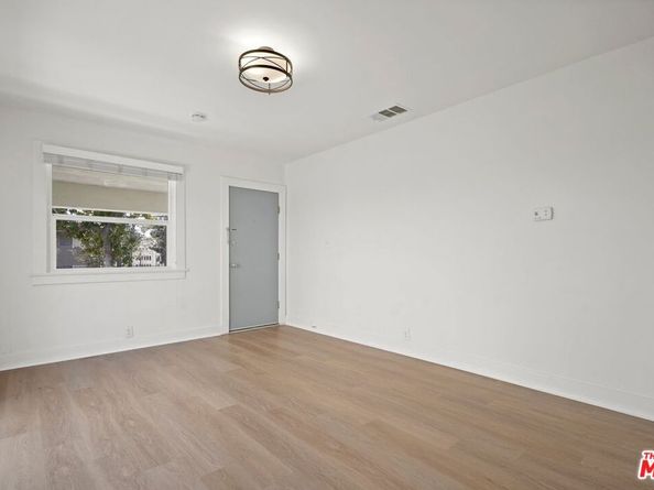 1563 E Elizabeth Street, Pasadena CA 91104
