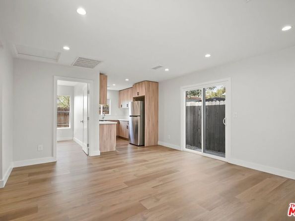 1563 E Elizabeth Street, Pasadena CA 91104
