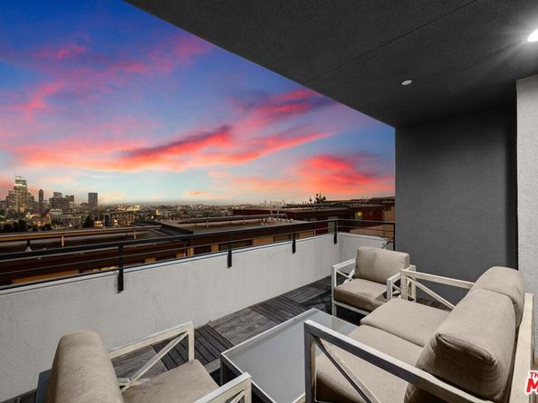 1049 N Joels Place, Los Angeles CA 90012