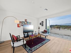 1049 N Joels Place, Los Angeles CA 90012