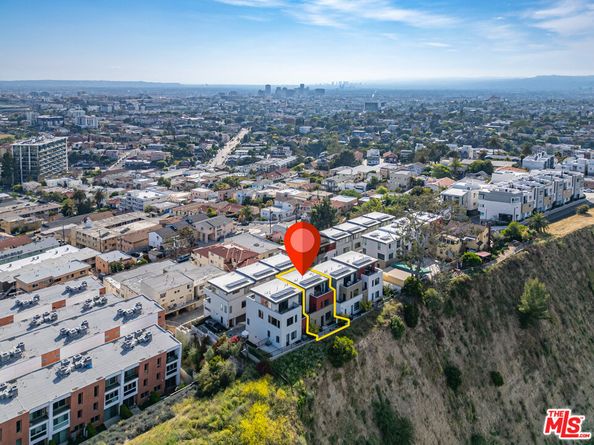 1049 N Joels Place, Los Angeles CA 90012