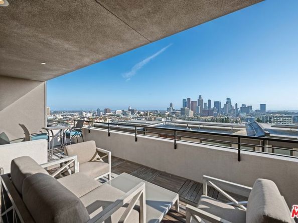 1049 N Joels Place, Los Angeles CA 90012