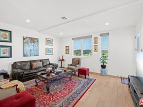 1049 N Joels Place, Los Angeles CA 90012