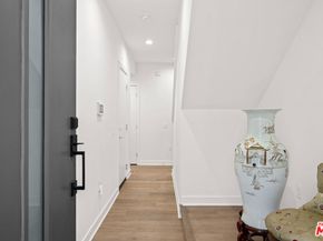 1049 N Joels Place, Los Angeles CA 90012