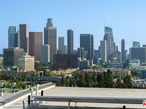 1049 N Joels Place, Los Angeles CA 90012