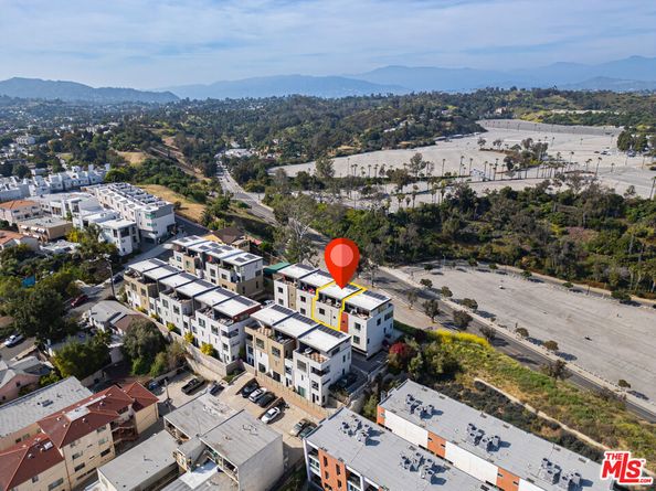 1049 N Joels Place, Los Angeles CA 90012