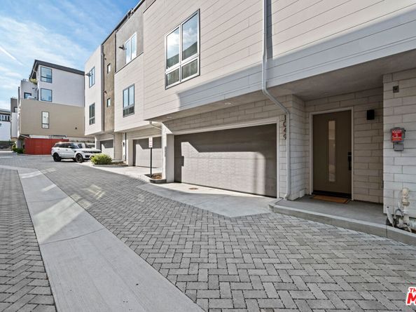 1049 N Joels Place, Los Angeles CA 90012