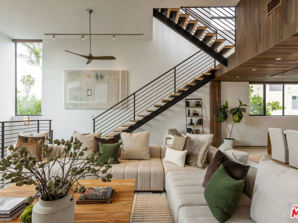 520 Broadway Street, Venice CA 90291