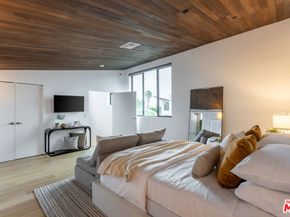 520 Broadway Street, Venice CA 90291