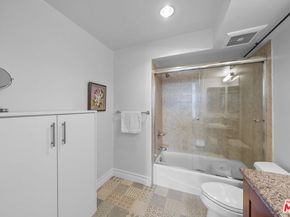 107 N Swall Drive 402, Los Angeles CA 90048