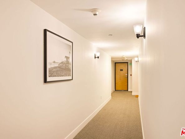 325 Arnaz Drive 304, Los Angeles CA 90048