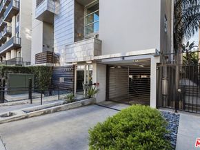 7062 Hawthorn Avenue 101, Los Angeles CA 90028