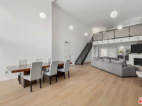 7062 Hawthorn Avenue 101, Los Angeles CA 90028