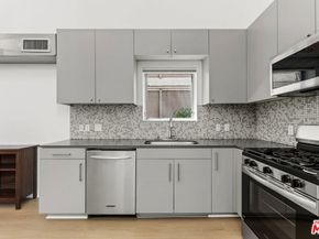 7062 Hawthorn Avenue 101, Los Angeles CA 90028