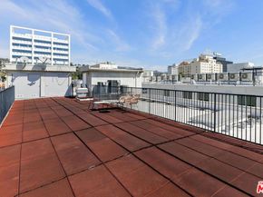 7062 Hawthorn Avenue 101, Los Angeles CA 90028