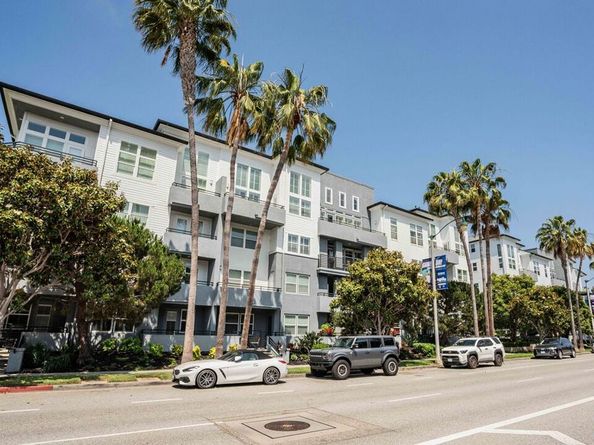 7100 Playa Vista Drive 406, Playa Vista CA 90094