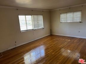 5198 1/2 Village, Los Angeles CA 90016