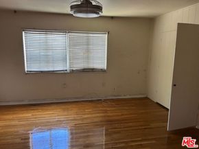 5198 1/2 Village, Los Angeles CA 90016