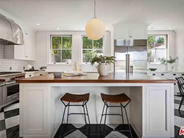 3659 Shannon Road, Los Angeles CA 90027