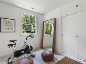 3659 Shannon Road, Los Angeles CA 90027