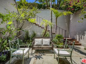 3659 Shannon Road, Los Angeles CA 90027