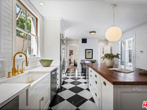 3659 Shannon Road, Los Angeles CA 90027