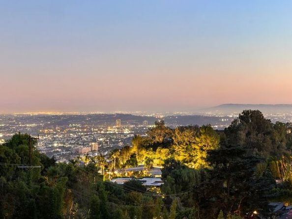 9314 Lloydcrest Drive, Beverly Hills CA 90210