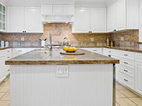 441 University Avenue, Burbank CA 91504