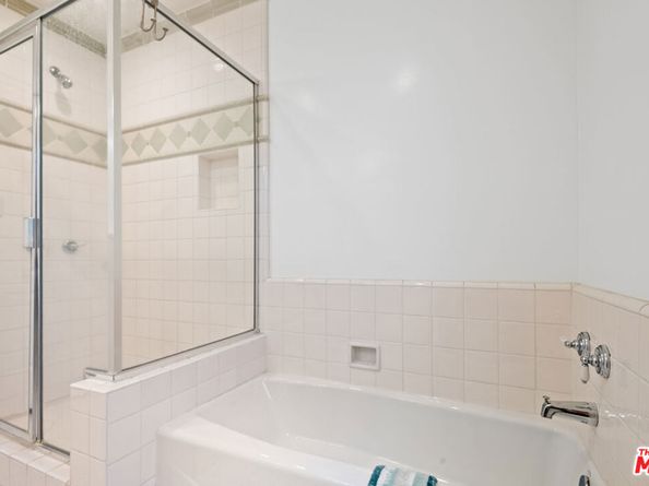 441 University Avenue, Burbank CA 91504