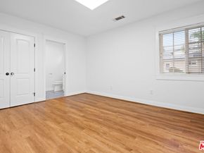 441 University Avenue, Burbank CA 91504