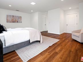441 University Avenue, Burbank CA 91504