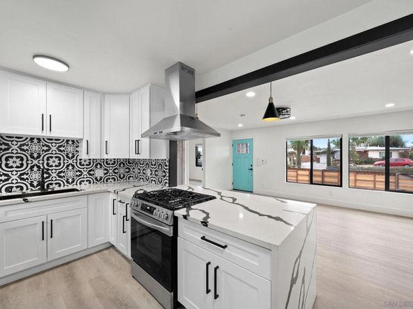 1036 Leslie Rd, El Cajon CA 92020