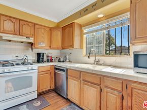 448 W 64th Street, Inglewood CA 90302