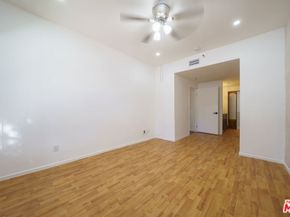 730 W 4th Street 120, Long Beach CA 90802