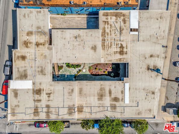 6110 Seville Avenue, Huntington Park CA 90255