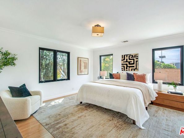 3558 S Muirfield Road, Los Angeles CA 90016